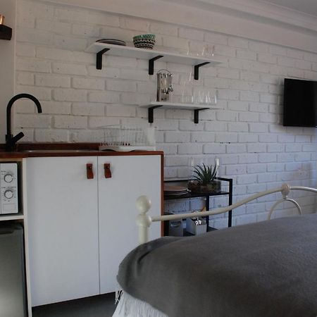 Secure, Private, Queen Room Close To Airport Port Elizabeth Luaran gambar
